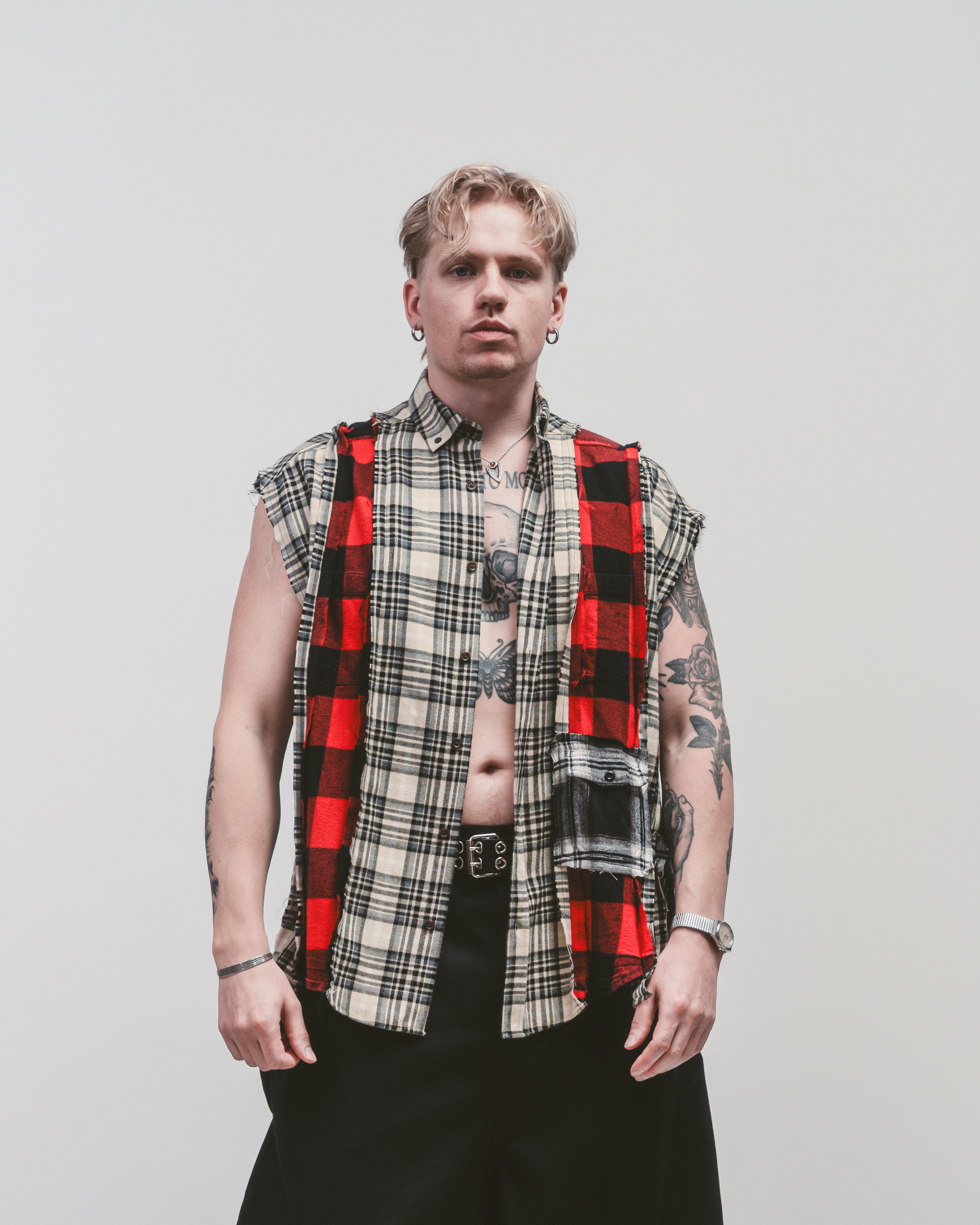 Upcycled 'Axeman' sleeveless shirt | Distressed sleeveless shirt