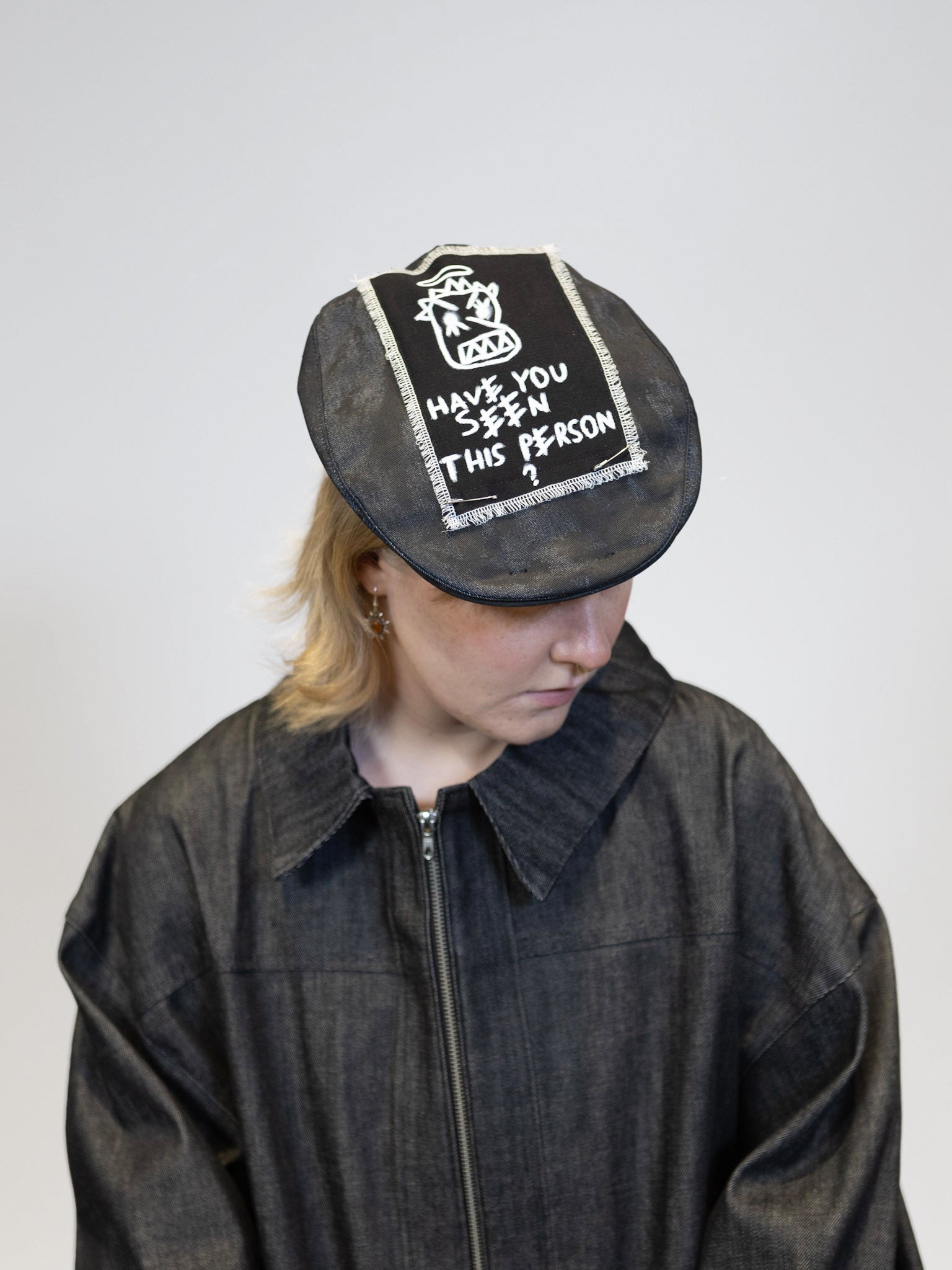Upcycled 'Most wanted' hat | Cotton worker hat with print