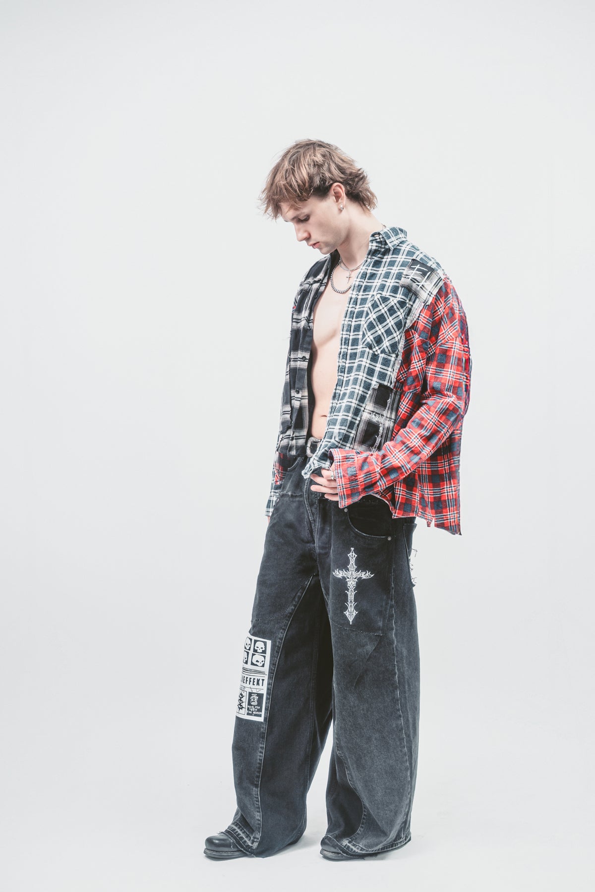 Upcycled 'Sword in stone' jeans | Dark denim jeans