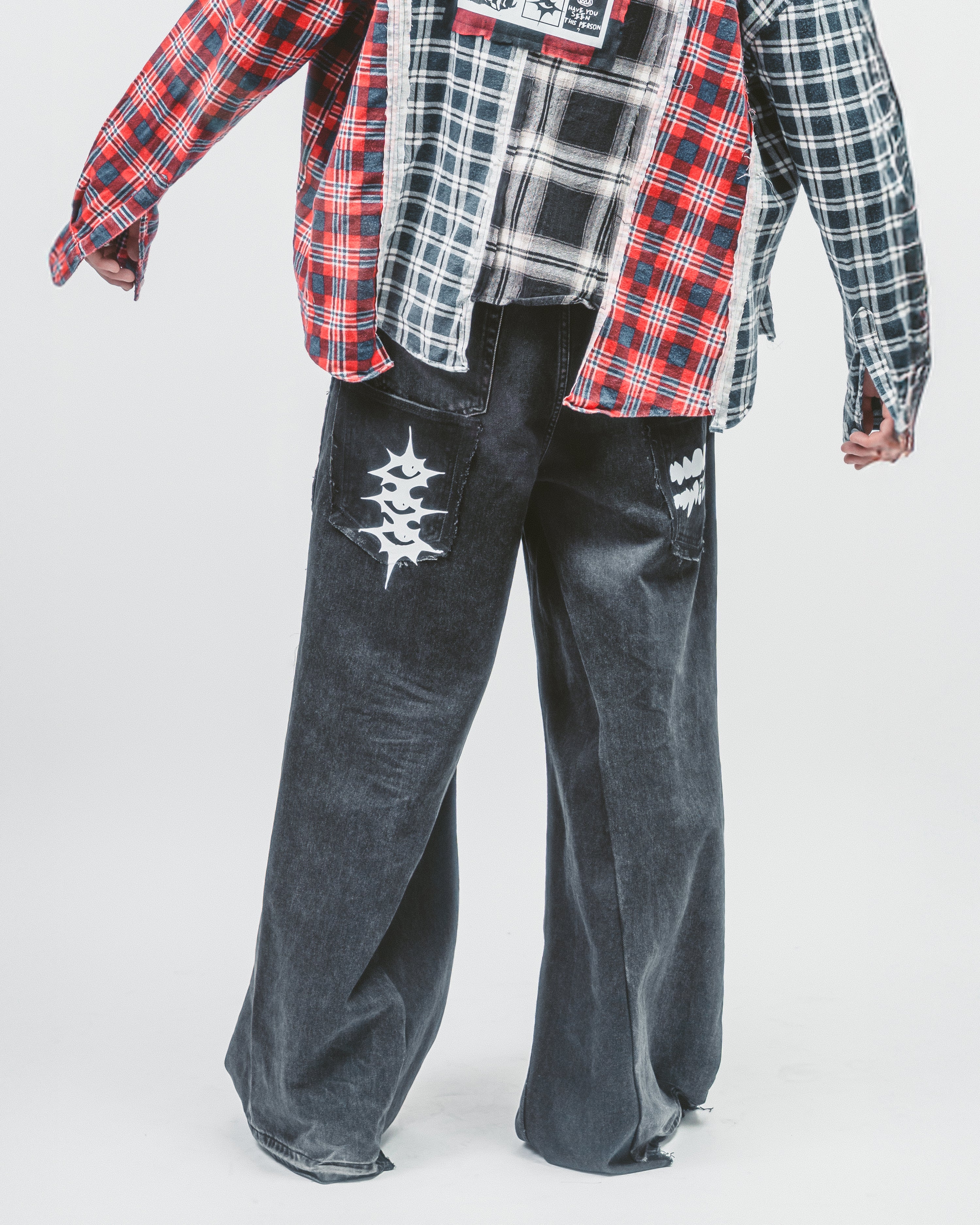 Upcycled 'Sword in stone' jeans | Dark denim jeans