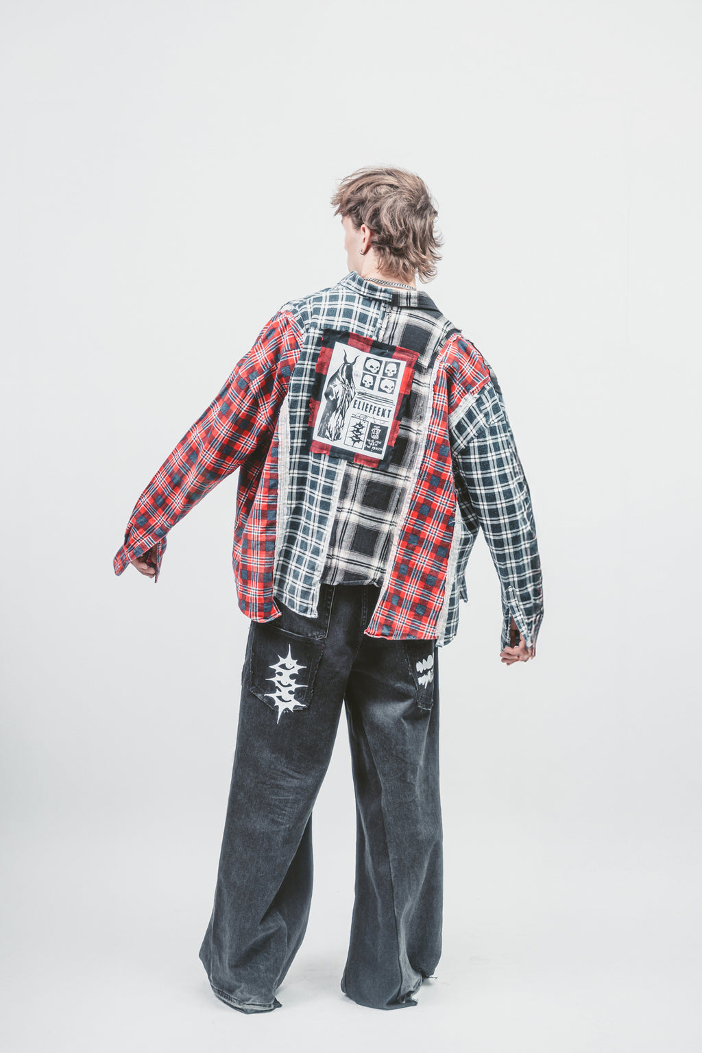 Upcycled 'Sword in stone' jeans | Dark denim jeans