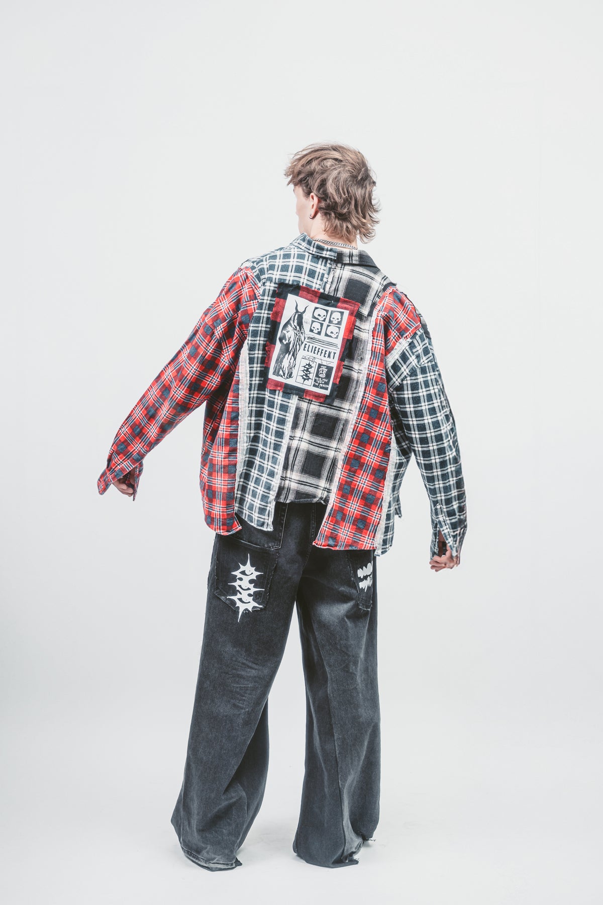 Upcycled 'Sword in stone' jeans | Dark denim jeans